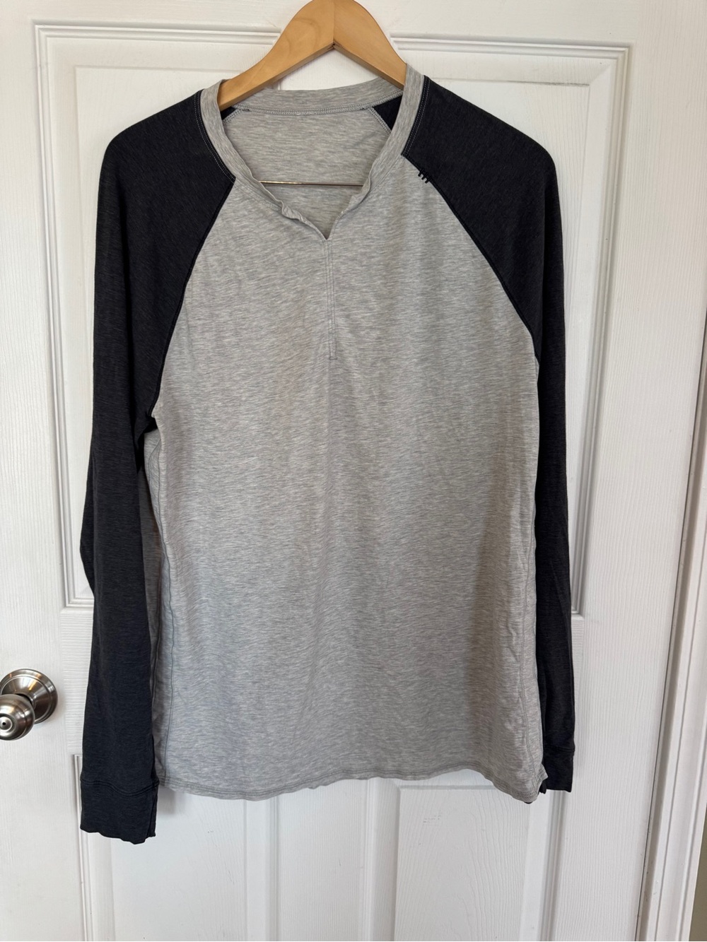 Men's Lululemon Long Sleeve Henley Shirt